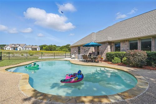 104 E Hidden Meadow Ct, Cresson, TX, 76035-5636 | Card Image