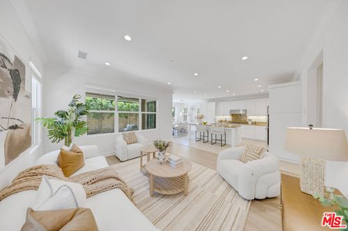 116 Mistletoe, Irvine, CA, 92620-7335 | Card Image