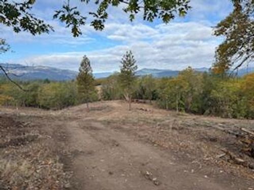 18-18 Merlin Sanitarium Rd, Merlin, OR, 97532 | Card Image