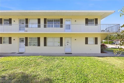 apt-s8-3325 Airport Rd N, NAPLES, FL, 34105-2830 | Card Image