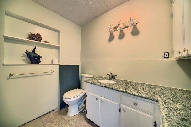 Guest House - Bathroom | Image 27
