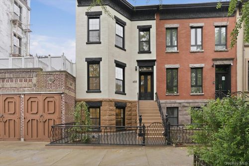 655 Decatur Street, New York, NY, 11233 | Card Image