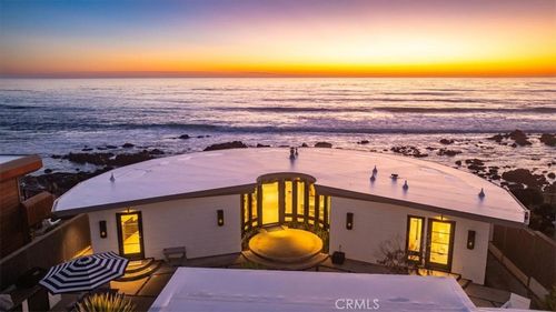 2107 Sherwood Dr, Cambria, CA, 93428 | Card Image