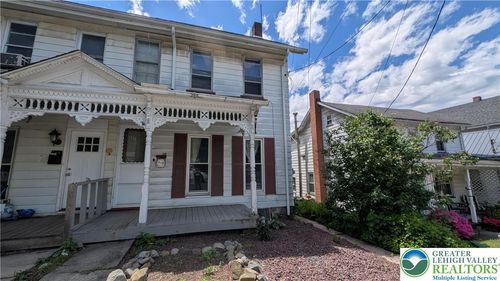30 S Broad St, Bangor, PA, 18013-2210 | Card Image