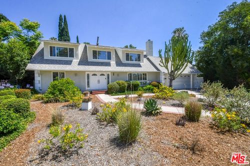 10828 Amigo Ave, Porter Ranch, CA, 91326-2731 | Card Image