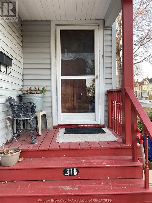 318 Elliott St W, Windsor, ON, N9A5Z1 | Card Image