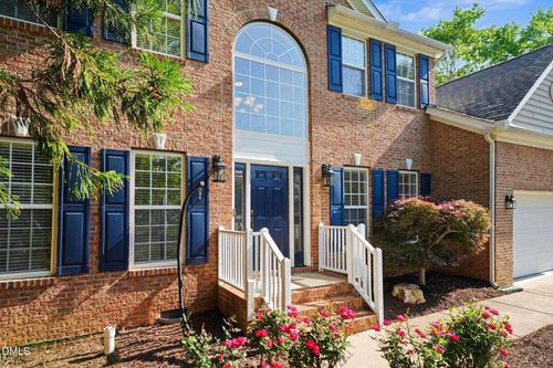 216 Chieftain Dr, Holly Springs, NC, 27540-4711 | Card Image