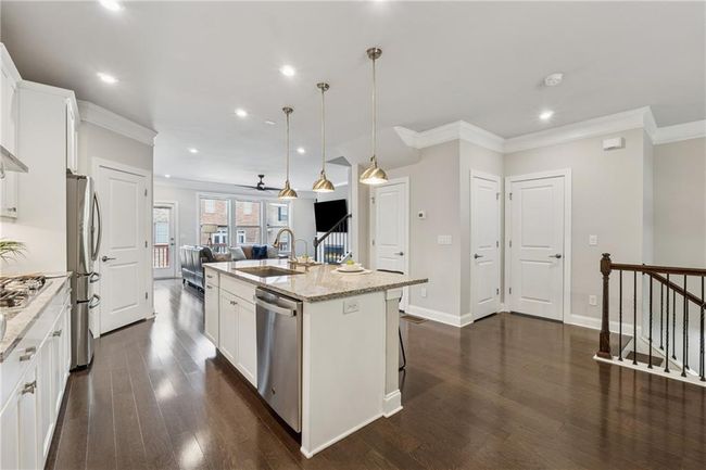 4012 Townsend Ln, Townhouse with 3 bedrooms, 4 bathrooms and null parking in Dunwoody GA | Image 10