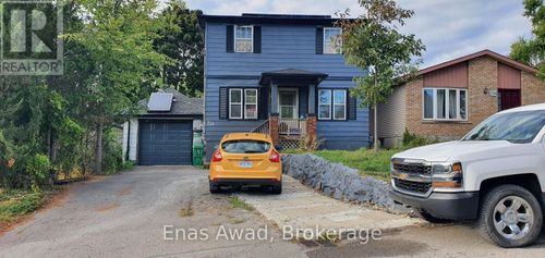 724 3rd Ave, Peterborough, ON, K9J4P3 | Card Image