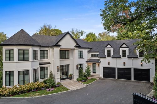 100 Cottage St, Brookline, MA, 02445-5938 | Card Image