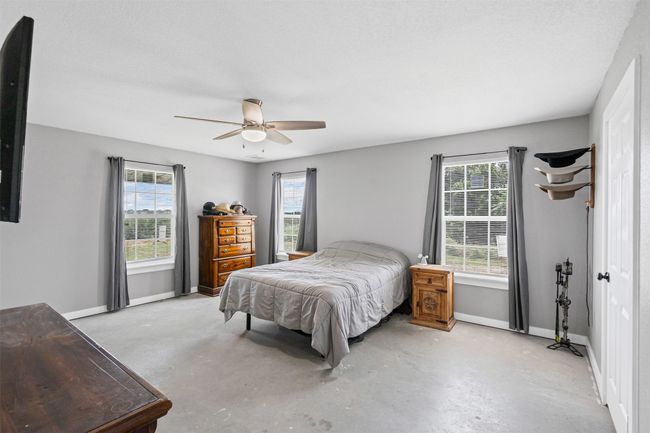 873 Hcr 1106, House other with 4 bedrooms, 3 bathrooms and null parking in Blum TX | Image 26