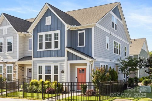 5008 Calvine Mill Way, Charlotte, NC, 28205-2174 | Card Image