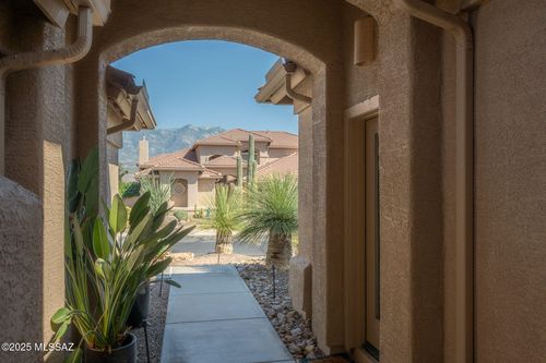 65200 E Rocky Mesa Dr, Saddlebrooke, AZ, 85739-1692 | Card Image