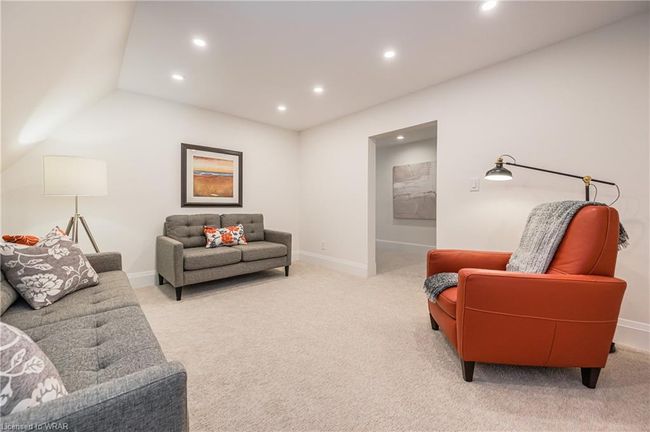 2177 Hidden Valley Cres, House other with 4 bedrooms, 3 bathrooms and 9 parking in Kitchener ON | Image 38