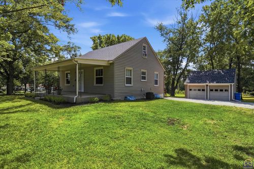 3823 Nw Topeka Blvd, Topeka, KS, 66617-1128 | Card Image