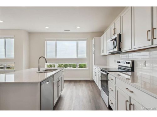 305-485 Interlocken Blvd, Broomfield, CO, 80021-5220 | Card Image
