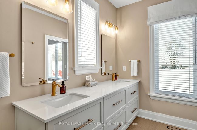 1942 Davenport Rd, House other with 4 bedrooms, 3 bathrooms and 4 parking in Cavan ON | Image 26