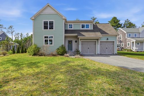 7 Green Ash Trl, Plymouth, MA, 02360-3639 | Card Image