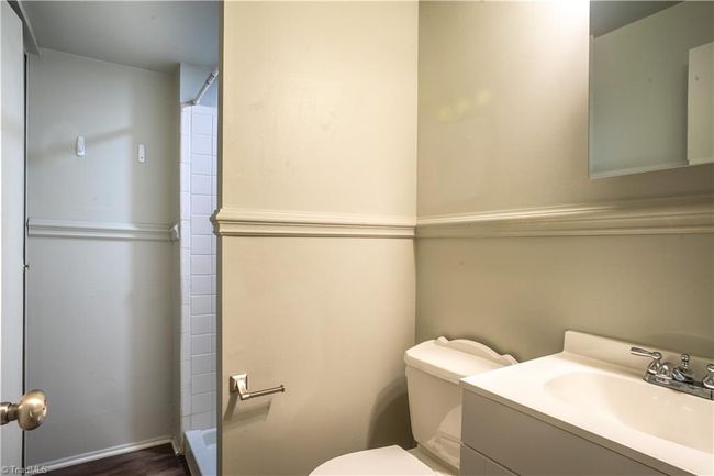 Downstairs bathroom | Image 21