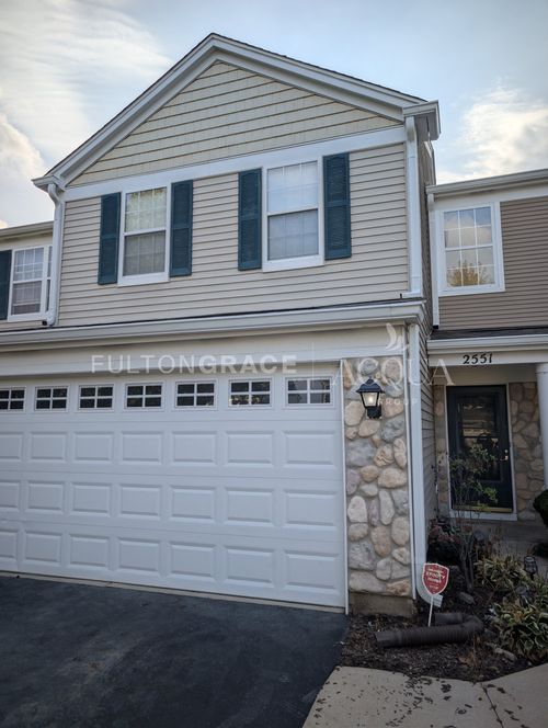 2551 Oak Tree Ln, Plainfield, IL, 60586-6071 | Card Image