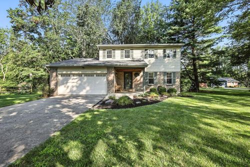 8685 Creekwood Dr, Maineville, OH, 45039-9504 | Card Image