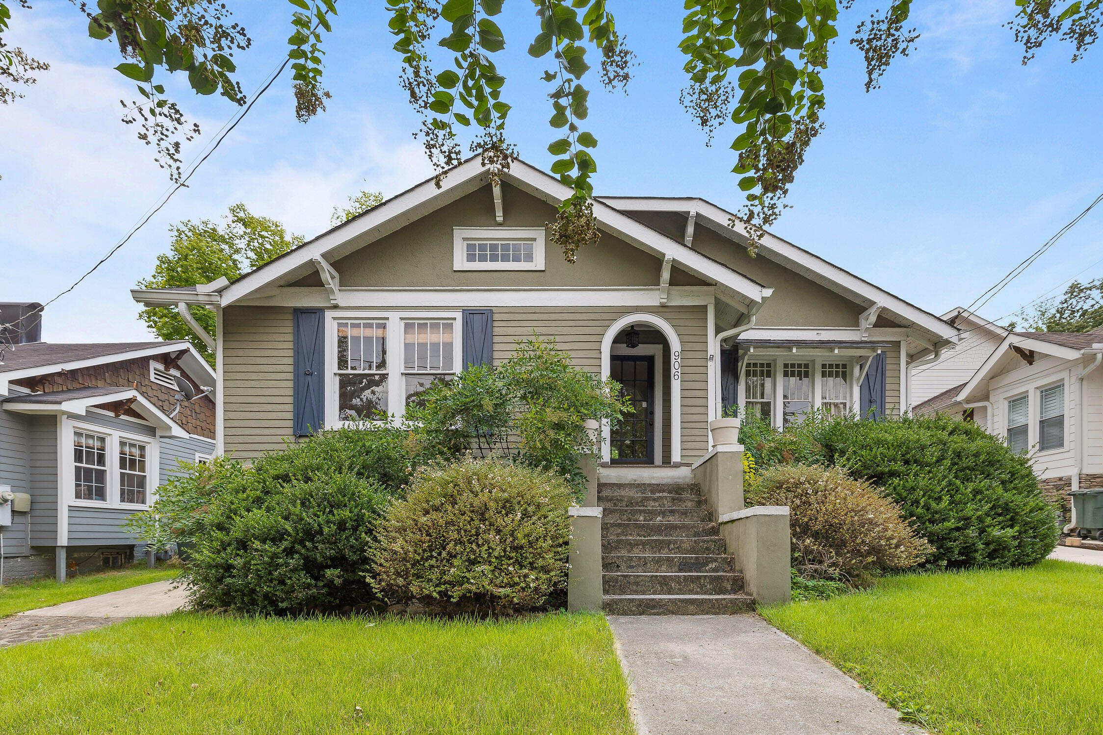 Young Ave, Chattanooga, TN 37405