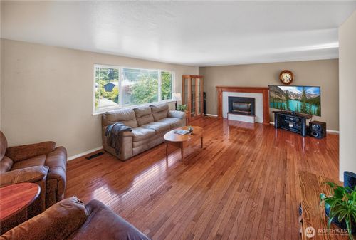 1222 Palm Dr, Fircrest, WA, 98466-5849 | Card Image