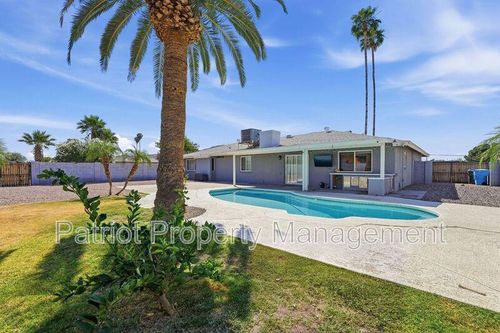 2150 W Eugie Ave, Phoenix, AZ, 85029-1557 | Card Image