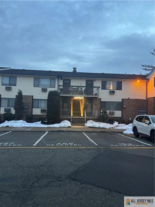 834-834 Cricket Ln, Woodbridge, NJ, 07095-1591 | Card Image