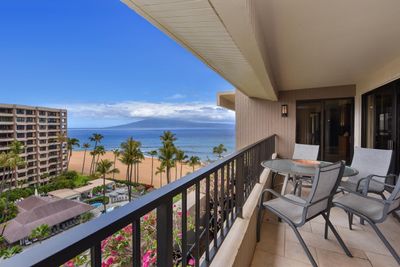 I-904 - 50 Nohea Kai Dr, Condo with 2 bedrooms, 2 bathrooms and null parking in Lahaina HI | Image 3