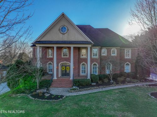 1837 Regents Park Rd, Knoxville, TN, 37922-8581 | Card Image