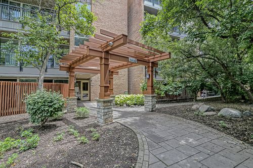 apt-2h-5900 Oakwood Dr, Lisle, IL, 60532-3004 | Card Image