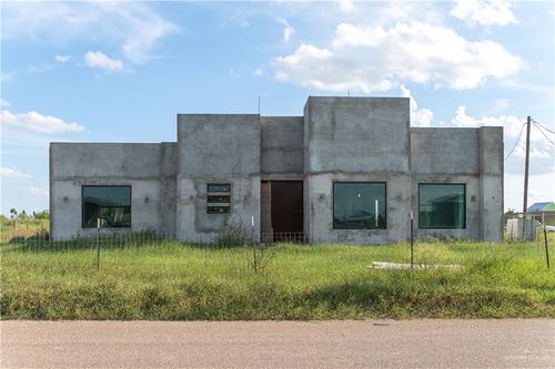 669 Tommy Dr, Donna, TX, 78537-1247 | Card Image