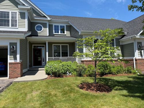 39 Maidstone Lane, Williston, VT, 05495 | Card Image