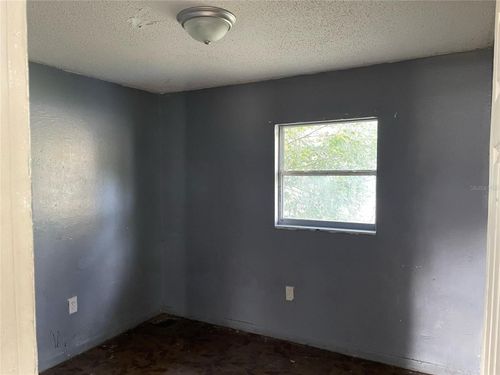 401 Kilgore St, WILDWOOD, FL, 34785-3937 | Card Image