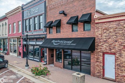 511 Walker St, Woodbine, IA, 51579-1234 | Card Image