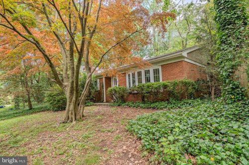 2 Wilson Cir, Milton, PA, 17847-9646 | Card Image