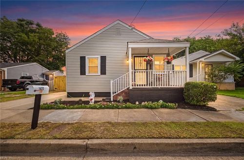 7422 Davidson St, Norfolk, VA, 23513-1732 | Card Image