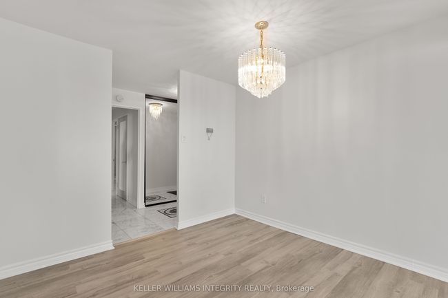 1603 - 1081 Ambleside Drive, Condo with 2 bedrooms, 1 bathrooms and null parking in Woodroffe ON | Image 5