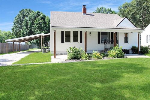 603 W 29th St, Higginsville, MO, 64037-1817 | Card Image