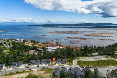 945 Harbour View St, Nanaimo, BC, V9R0K5 | Card Image