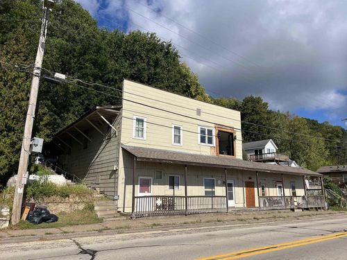 140 Main St, Ferryville, WI, 54628-8216 | Card Image