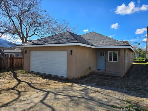 245 N Evans St, Banning, CA, 92220-5817 | Card Image