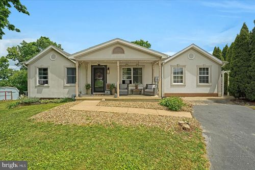 114 Heather Cir, Bellefonte, PA, 16823-9605 | Card Image