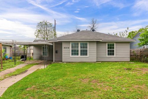 5009 Bataan Road, Houston, TX, 77033 | Card Image