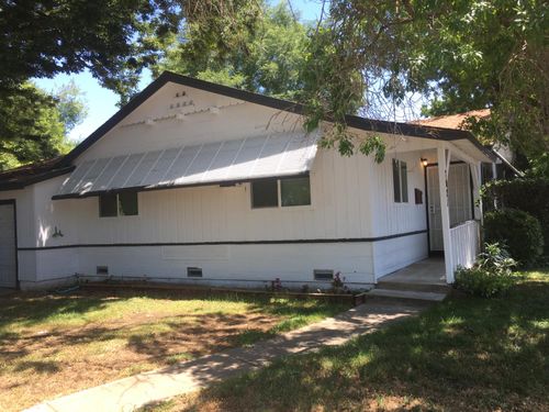 7021 Fruitridge Road, Sacramento, CA, 95820 | Card Image