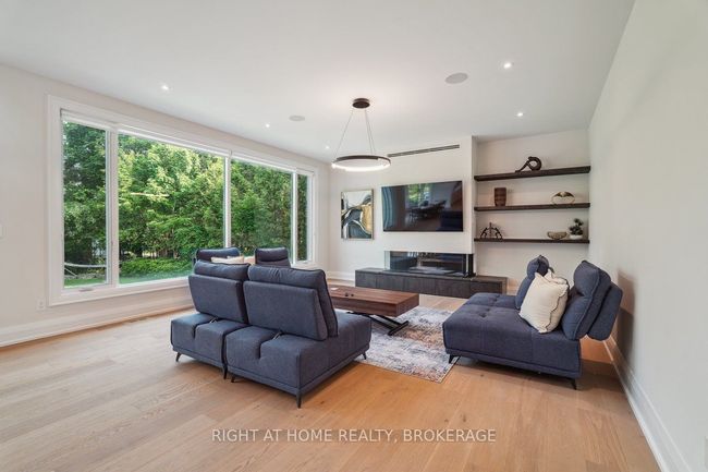 1260 Braeside Dr, House other with 5 bedrooms, 7 bathrooms and 7 parking in Oakville ON | Image 9