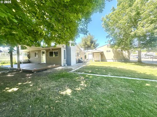 1920 Cliff St, Baker City, OR, 97814-4510 | Card Image