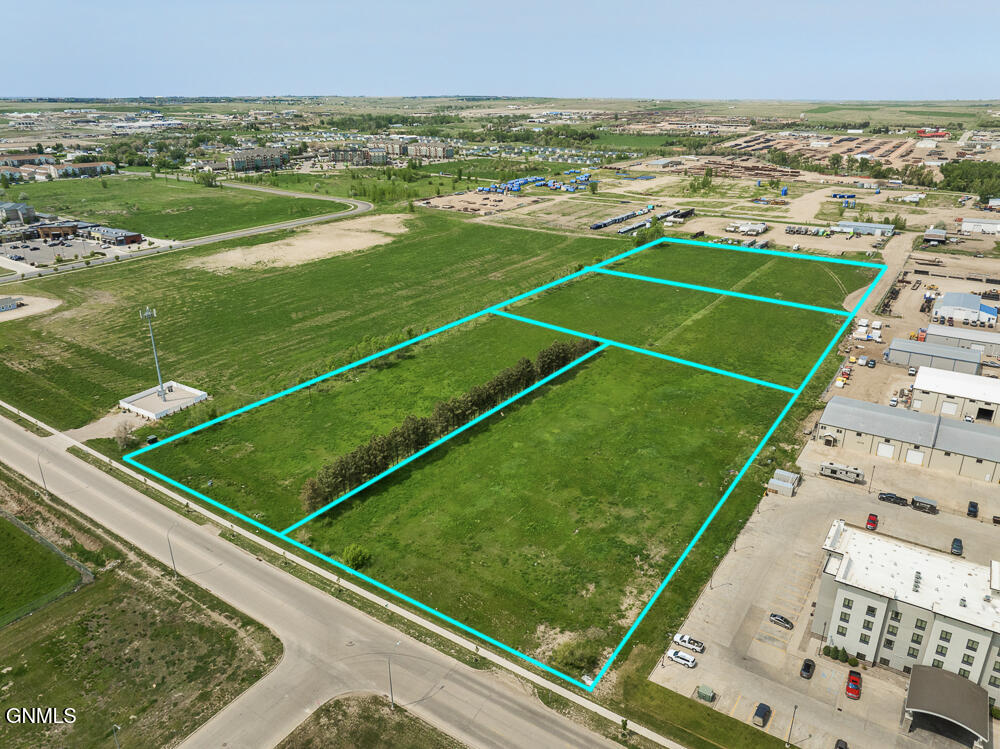 Land in Williston