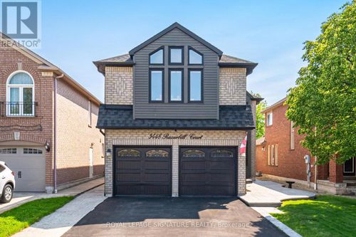 5448 Razorbill Court, Mississauga (East Credit), ON, L5V2C9 | Card Image